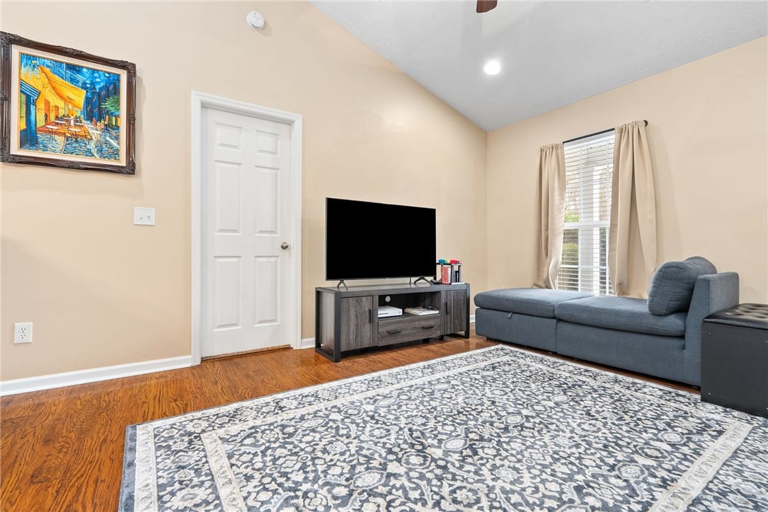 131 Lee Road 620, Auburn, AL 36832, USA