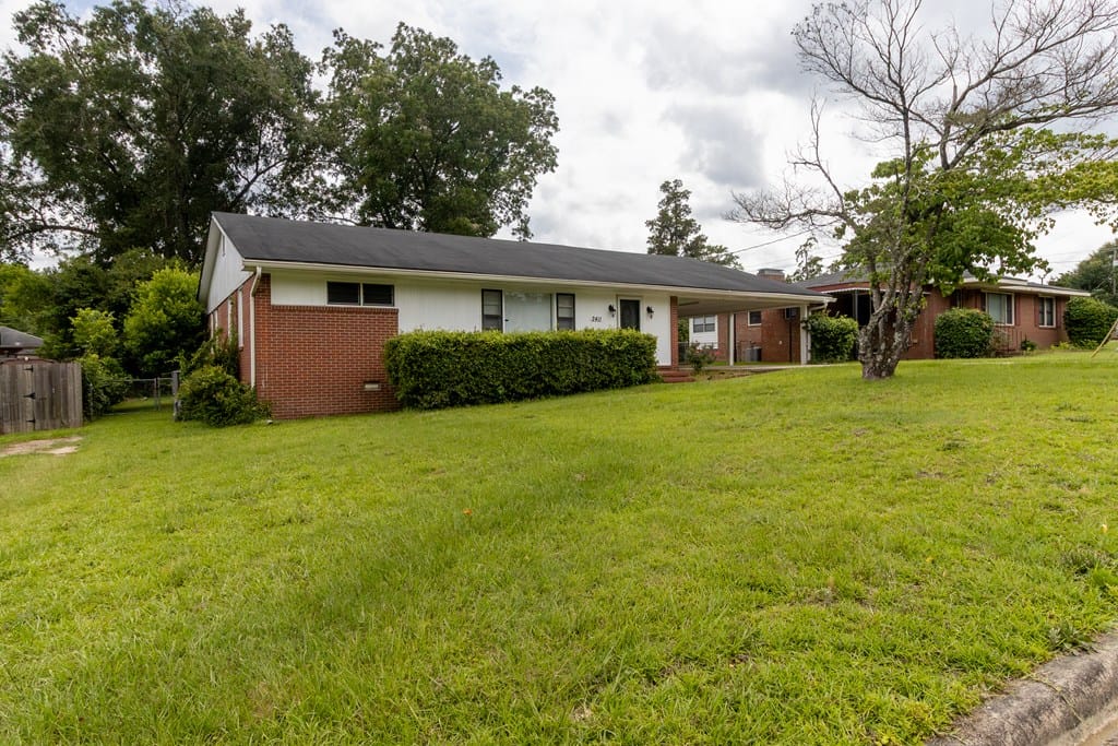 2411 13th Pl, Phenix City, AL 36867