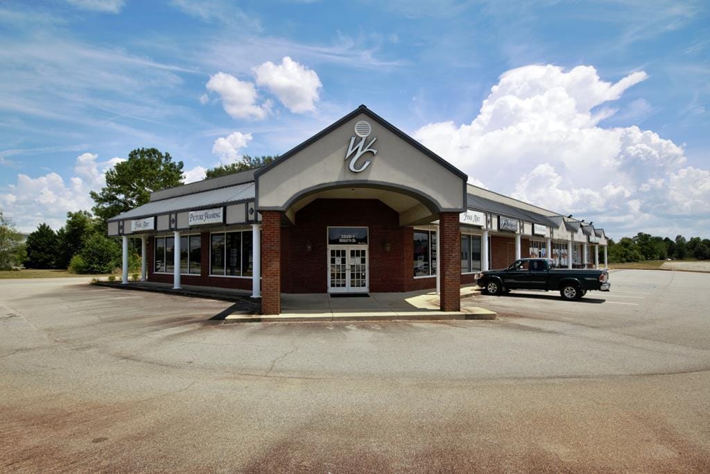 2820 Meredyth Dr, Albany, GA 31707