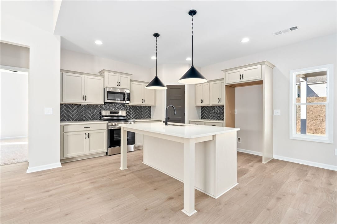 1192 Willows Dr, Opelika, AL 36801, USA — Photo 3