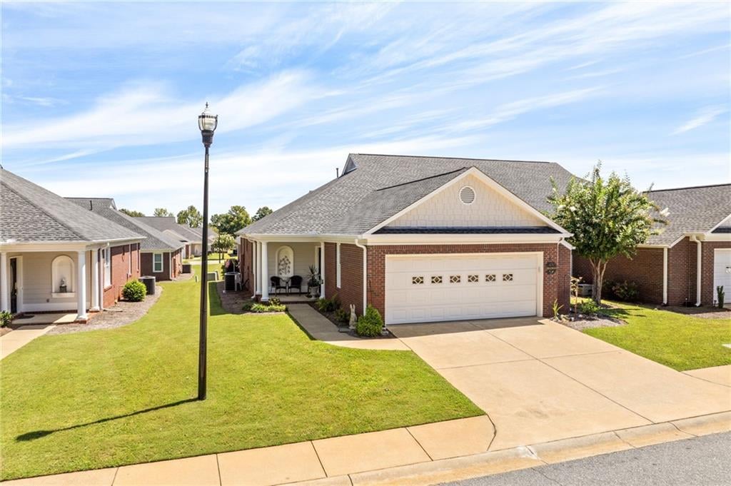 5012 Autumn Leaf Ln # B, Phenix City, AL 36867