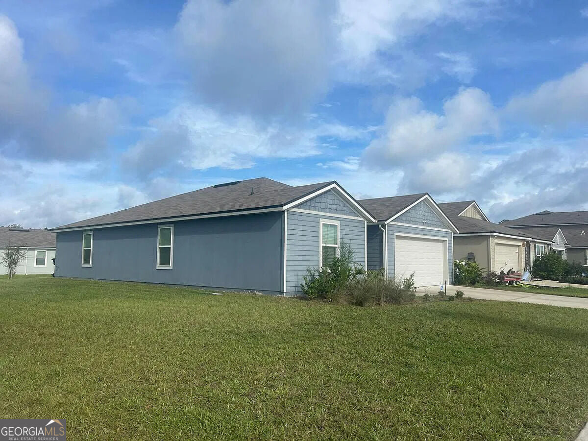 2876 Oak Stream Dr, Green Cove Springs, FL 32043
