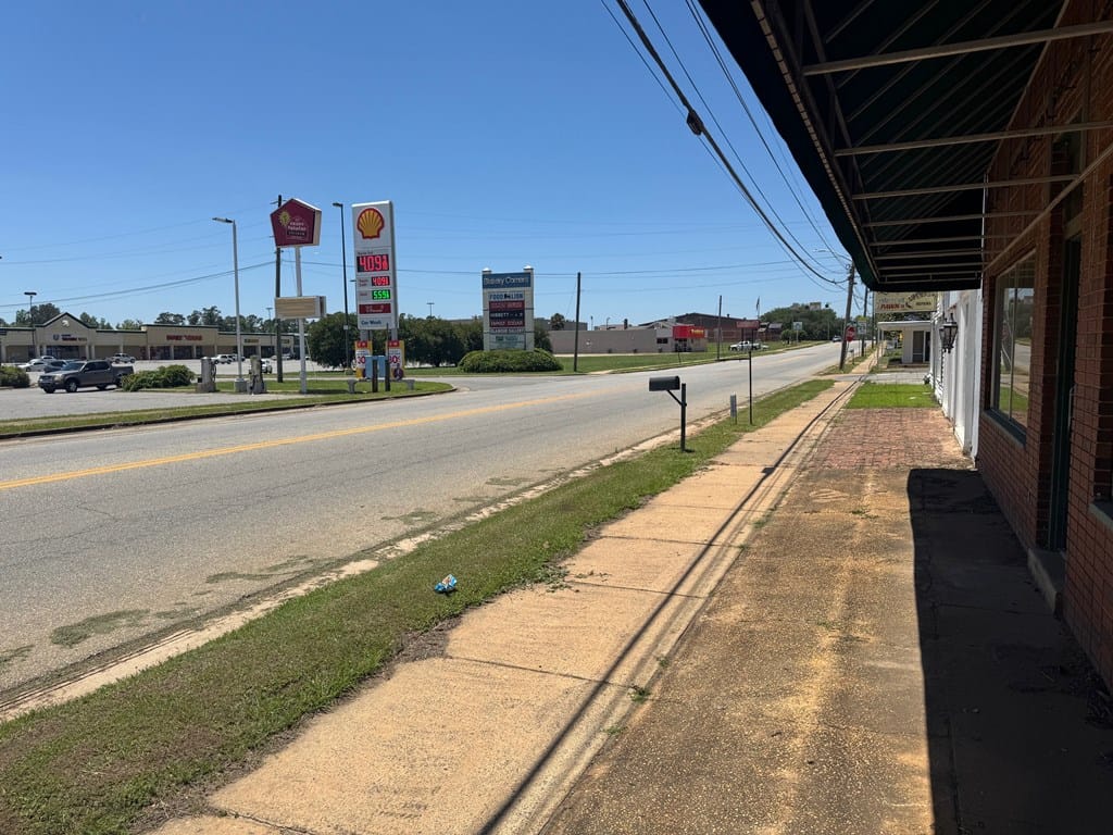 12269 Columbia St, Blakely, GA 39823