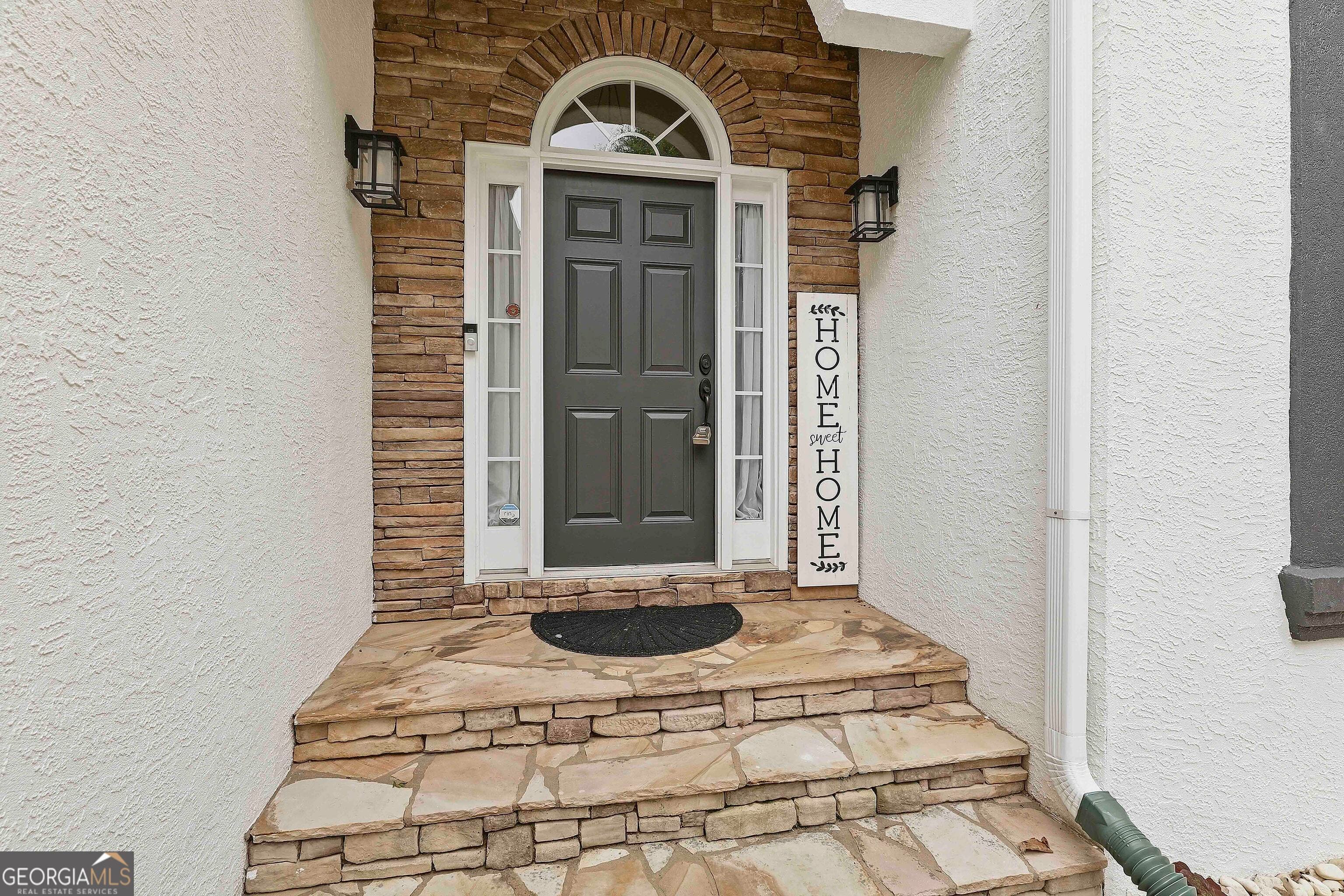 110 Lyndhurst Way, Sharpsburg, GA 30277
