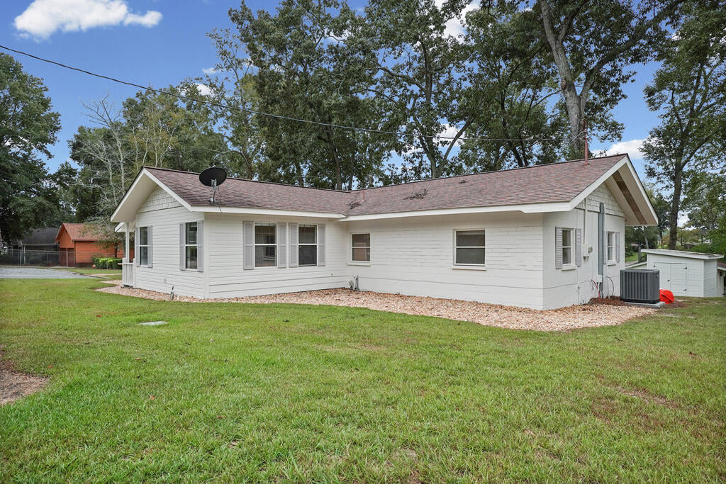 736 Spring Creek Rd, Warwick, GA 31796
