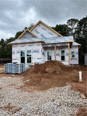 1095 WOODLAND, Opelika, AL, 36801