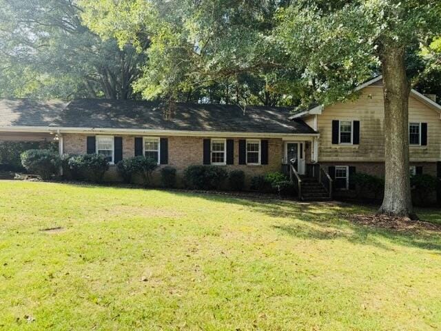 145 W Triple Tree Dr, Carrollton, GA 30117