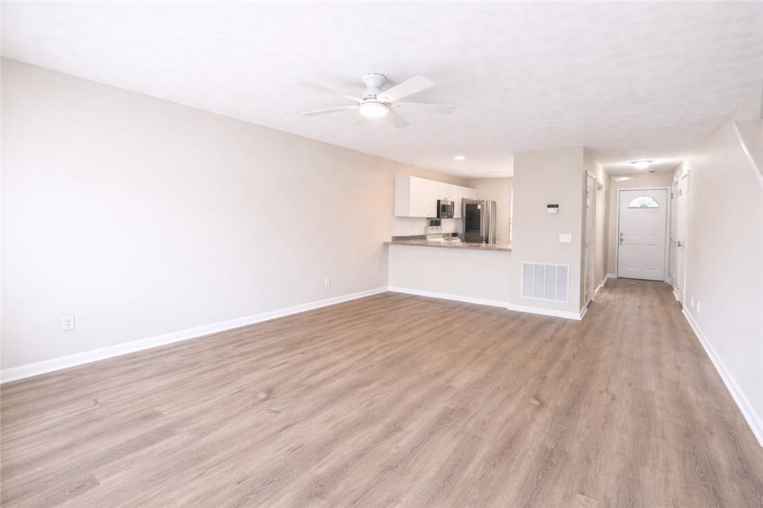 1477 North Donahue Drive #3711, Auburn, AL, 36830 — Photo 3