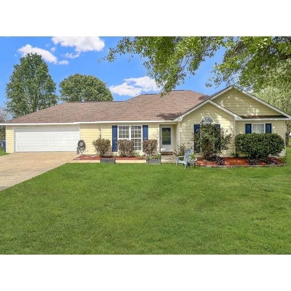 266 Lee Rd 2111, Phenix City, AL, 36870