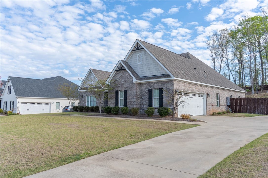 1808 Morning Glory Drive, Opelika, AL, 36801 — Photo 2