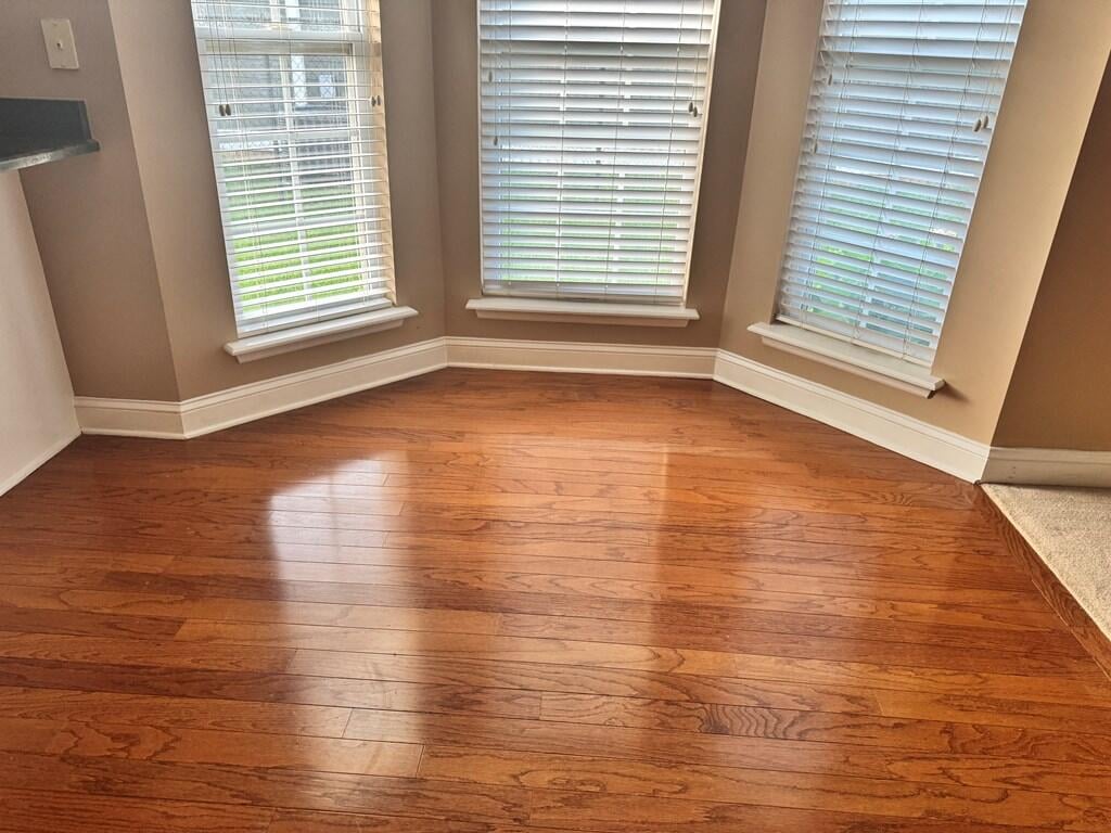 2549 Bascom Dr, Albany, GA 31707, BAY WINDOW IN BREAKFAST AREA