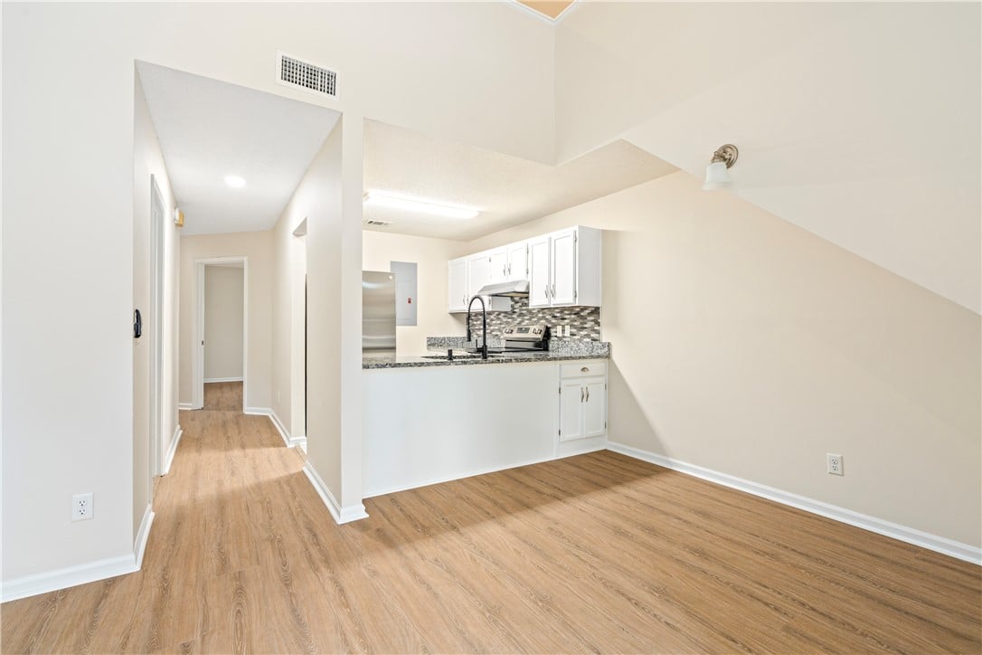1033 Stonegate Dr Apt C, Auburn, AL 36832