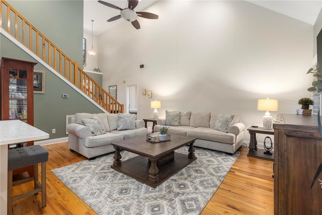 1801 FIRESTONE, Auburn, AL, 36380, Living Area with High Ceilings