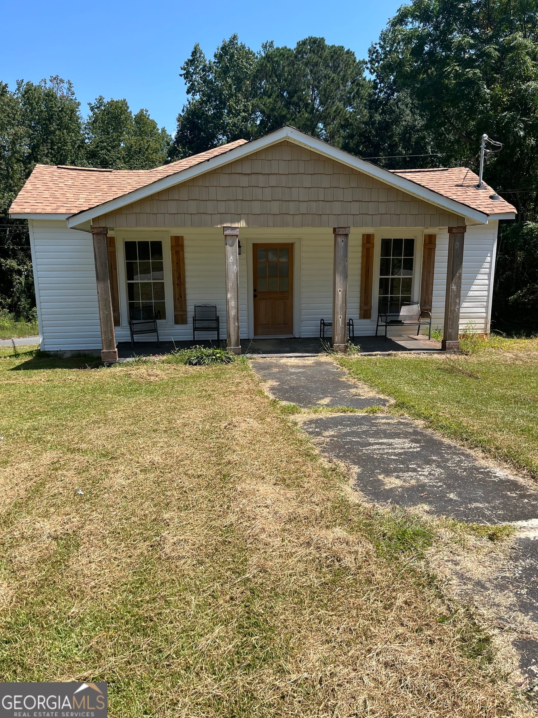 802 J D Parham Dr, Manchester, GA 31816