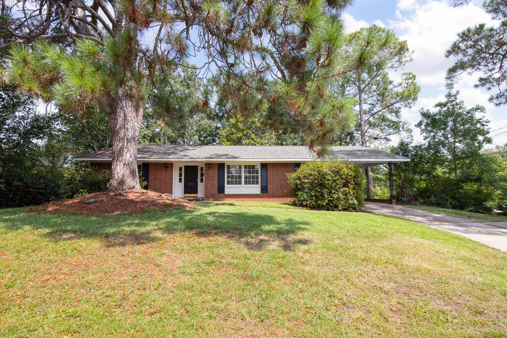 2325 Winchester Dr, Columbus, GA 31904