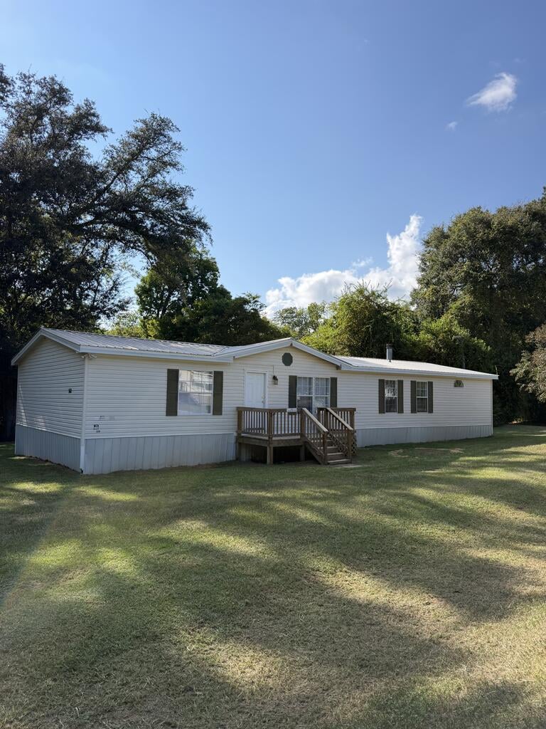 162 Century Rd W, Leesburg, GA 31763