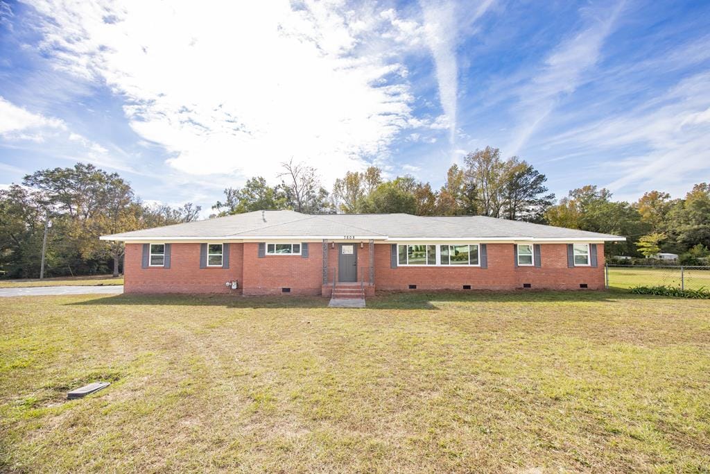 7808 Mullin Rd, Smiths Station, AL 36877