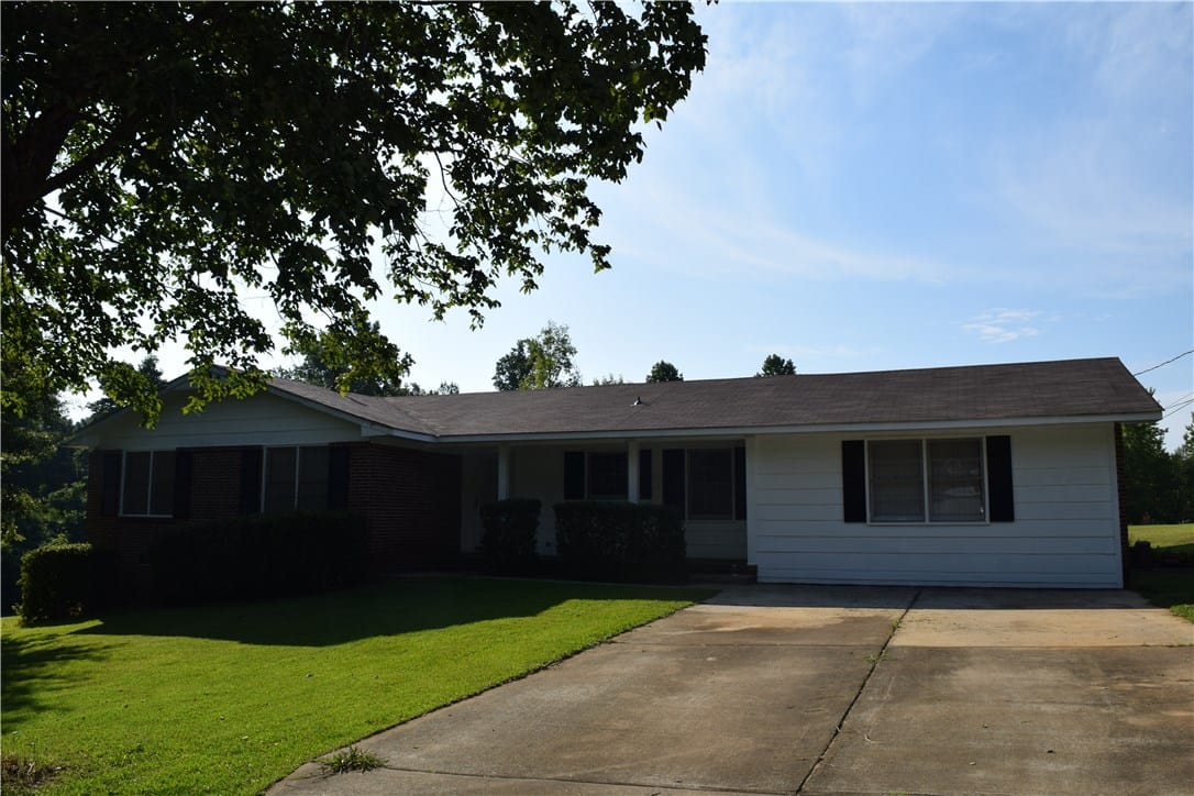 2401 ROCKLEDGE, OPELIKA, AL, 36801