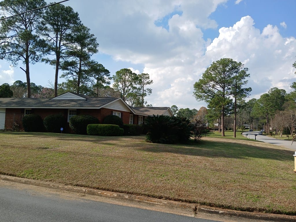 2001 Robinhood Road, Albany, GA, 31707 — Photo 2