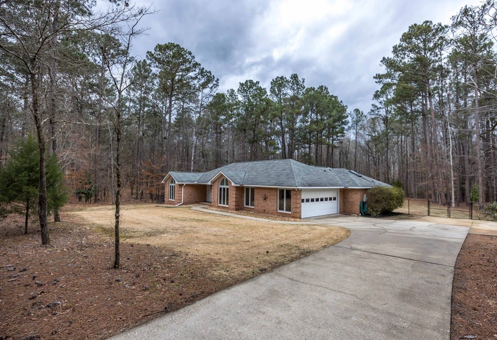 438 Grey Smoke Trail, Cataula, GA 31804, USA