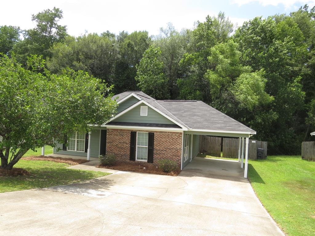 704 Mill Pond Drive, Phenix City, AL, 36870