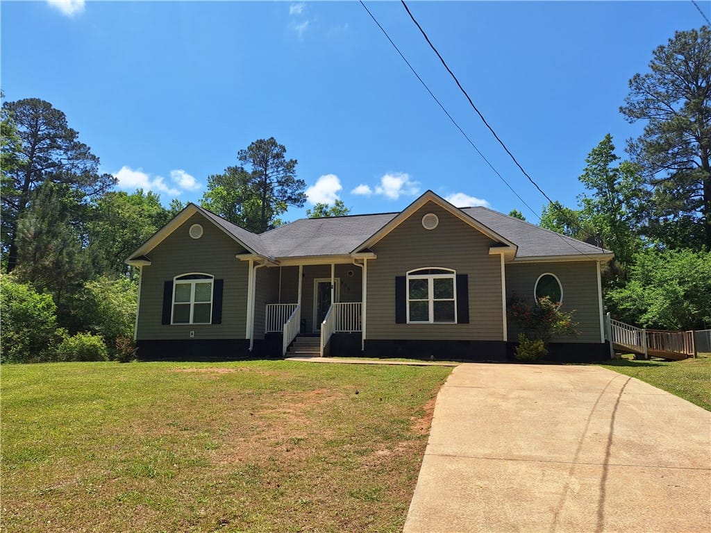 806 SPRINGFIELD, Lafayette, AL, 36862, This charming residence features a well-maintained