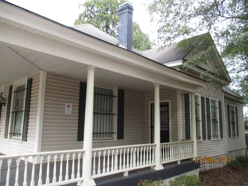 611 Pine Ave, Albany, GA 31701
