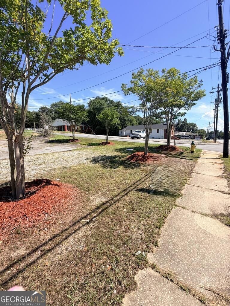 409 S Seale Rd, Phenix City, AL 36869