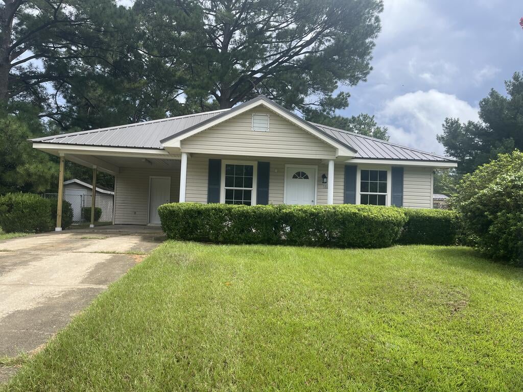 166 Crow Drive, Leesburg, GA, 31763