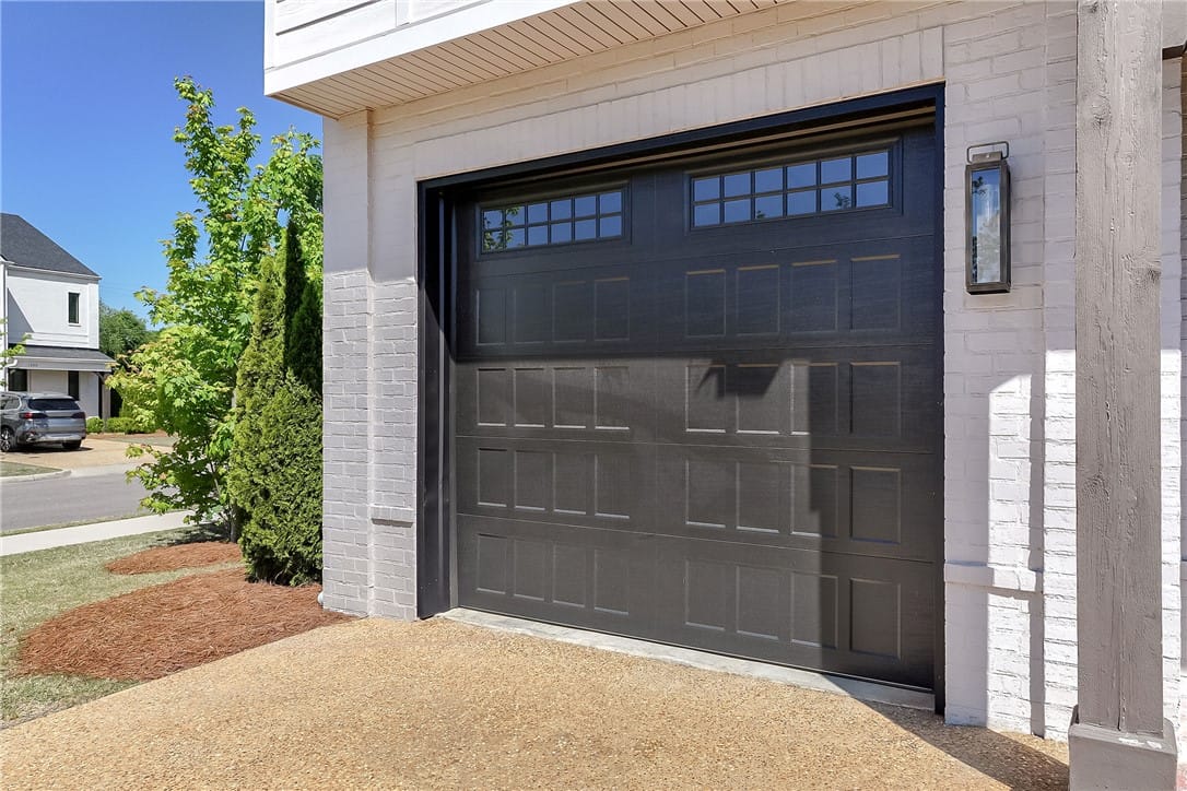 1301 Parker Pl, Auburn, AL 36832, USA, Attached 1 Car Garage