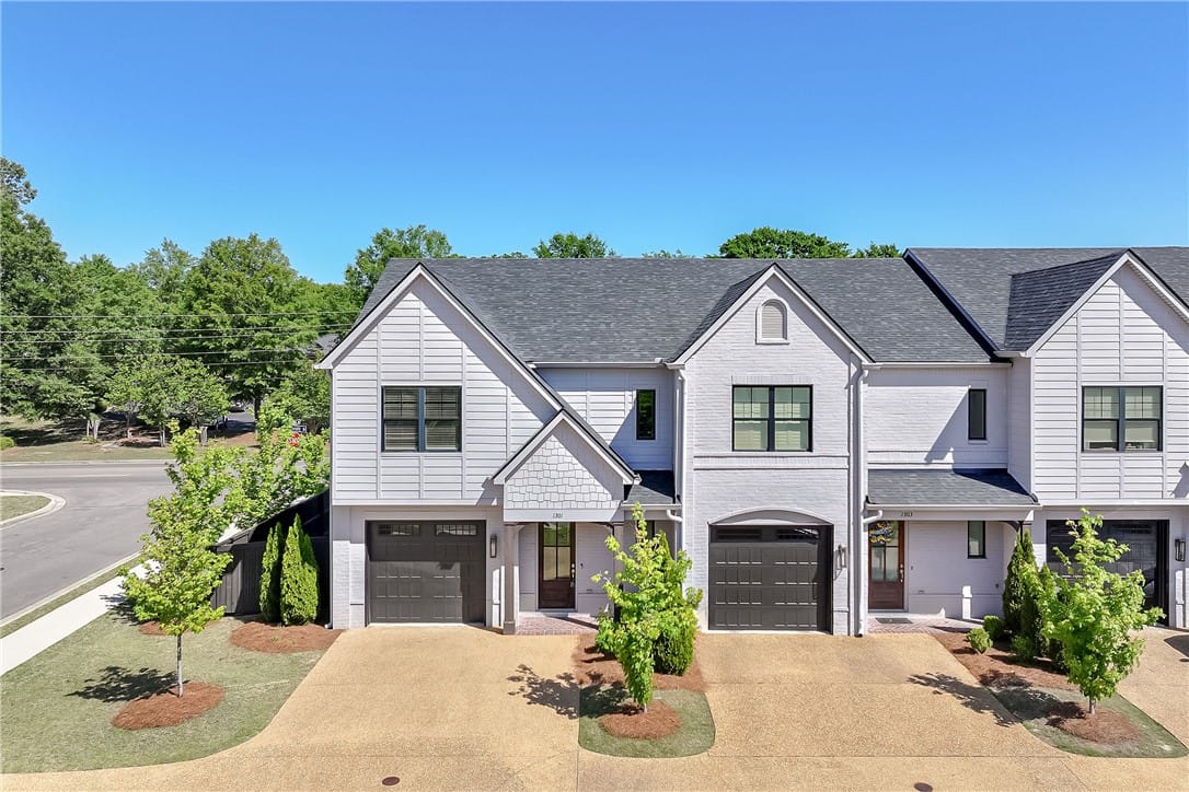 1301 Parker Pl, Auburn, AL 36832