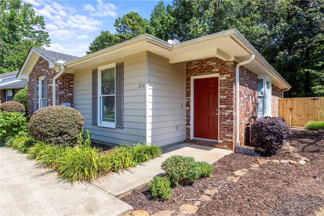 224 KELLIE, AUBURN, AL, 36830