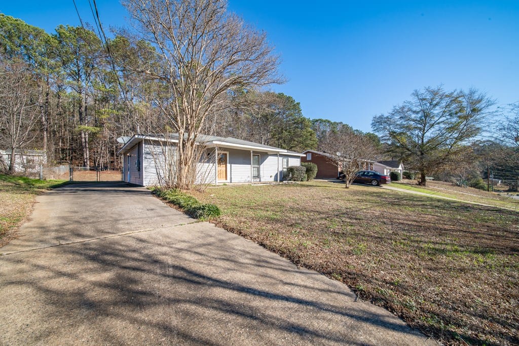 2426 13th Avenue, Phenix City, AL, 36867 — Photo 2