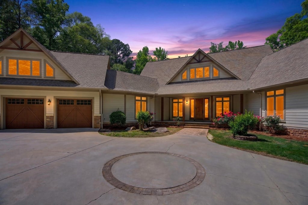 1154 Hunter Rd, Cataula, GA 31804