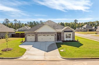 1721 CUSHMAN, Opelika, AL, 36801