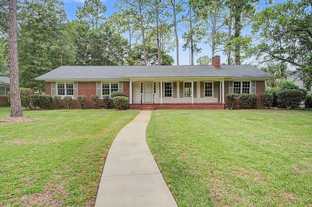 2012 W Lakeridge Dr, Albany, GA 31707, Main View