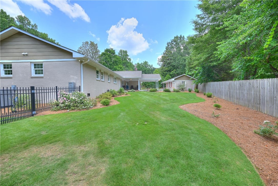 606 SCOTTWOODS, Auburn, AL, 36830, Fenced back yard