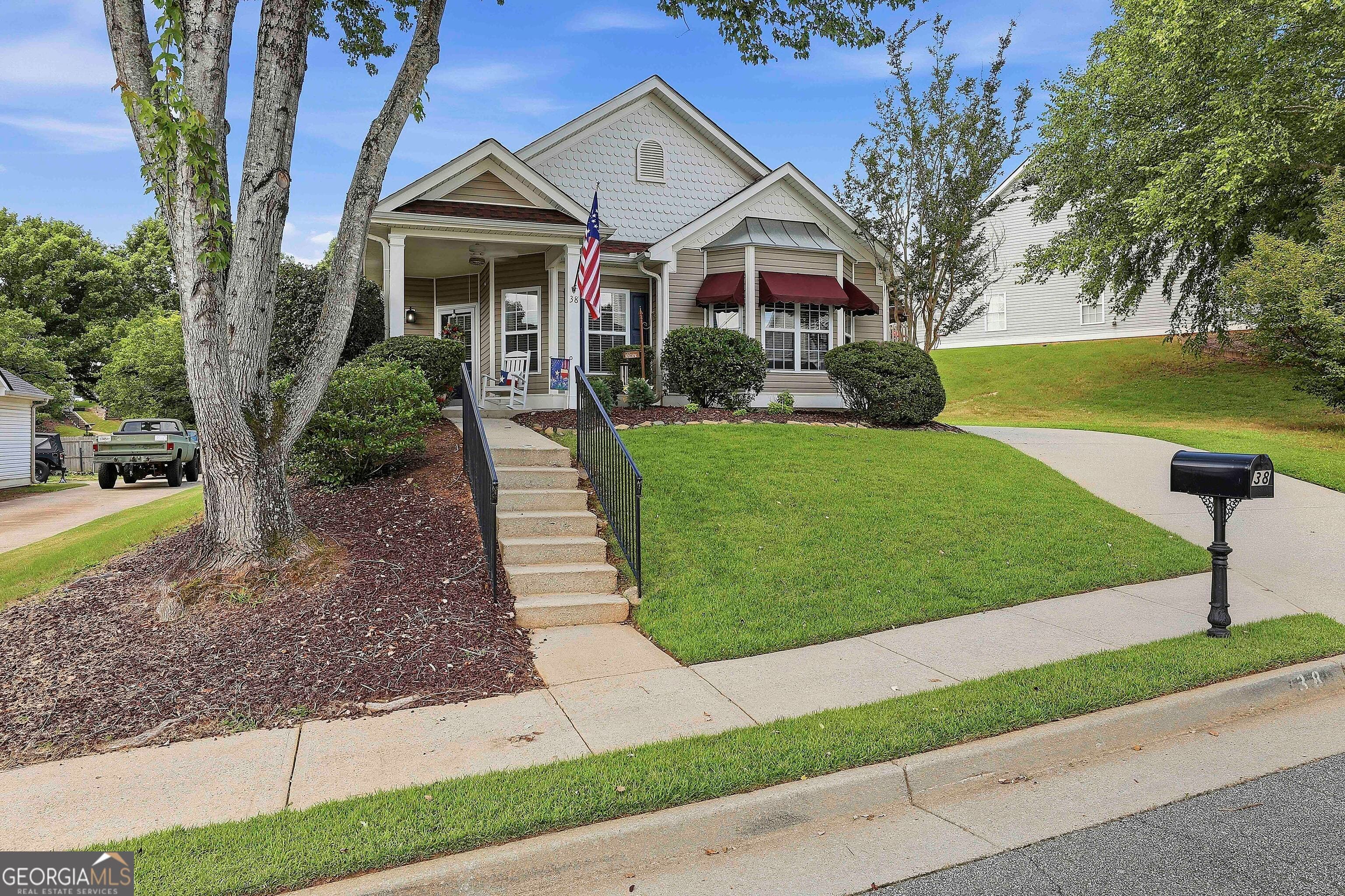 38 The Crescent, Newnan, GA 30263