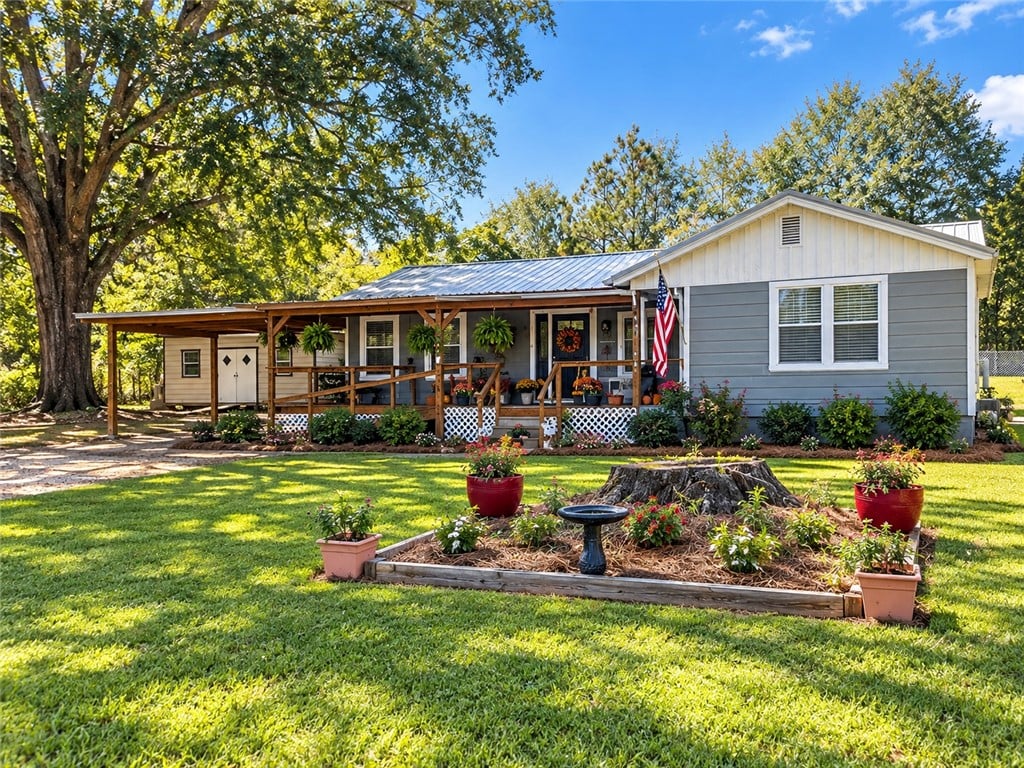 1131 Co Rd 190, Valley, AL 36854