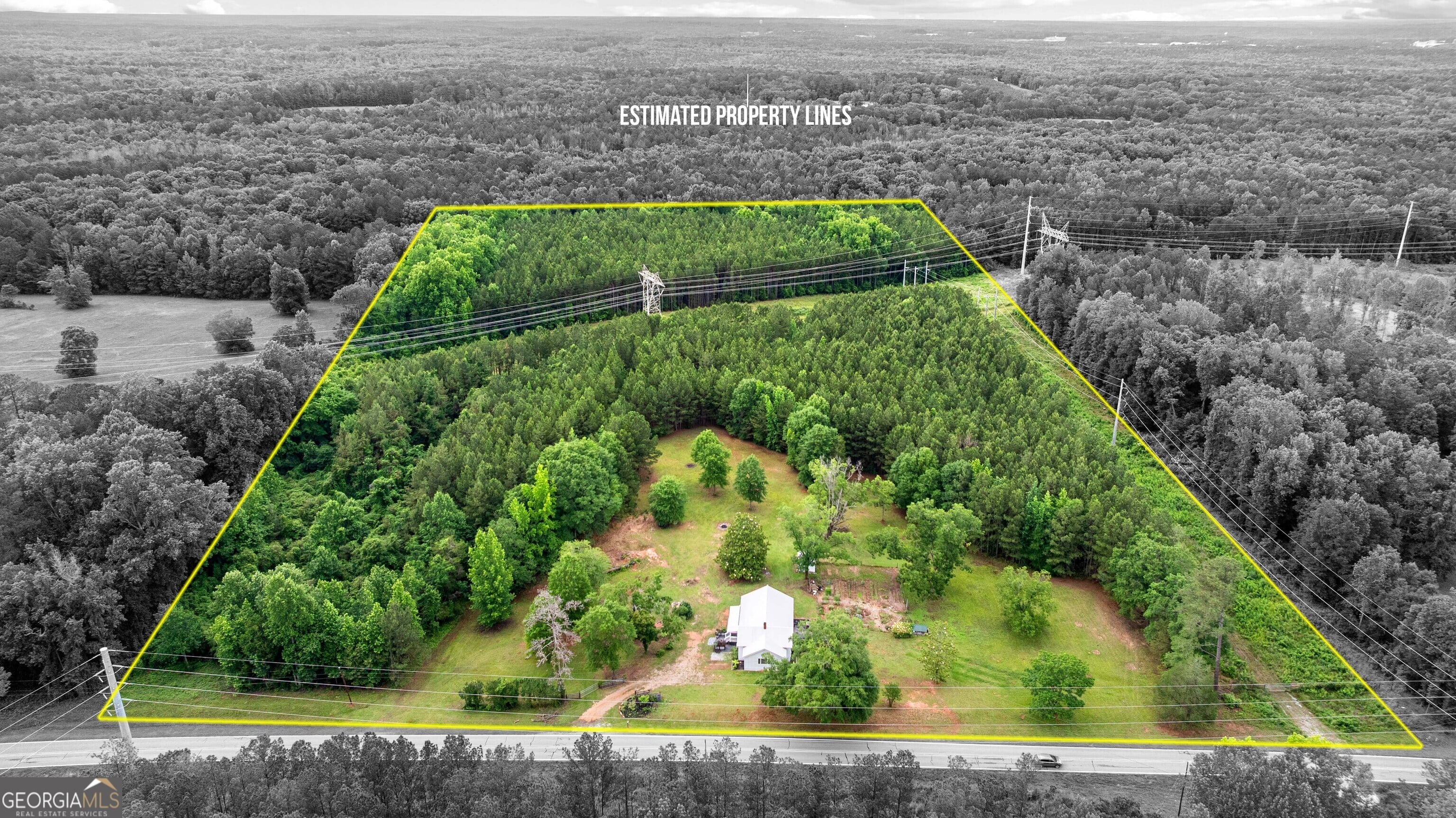1329 Standing Rock Rd, Senoia, GA 30276