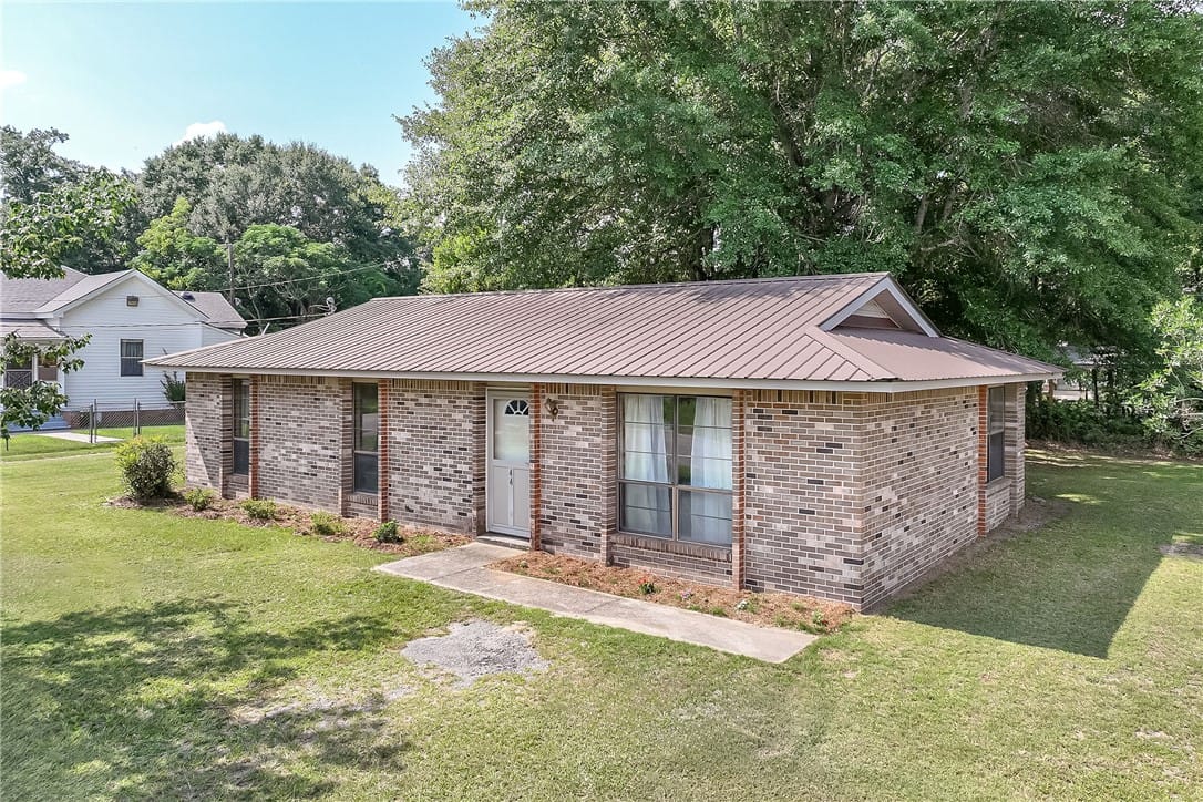 44 WEST, Notasulga, AL, 36866