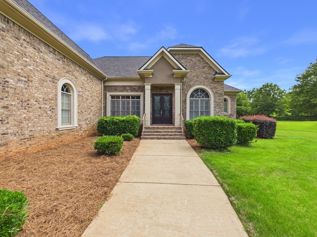 38 Rolling Farm Ct, Midland, GA 31820