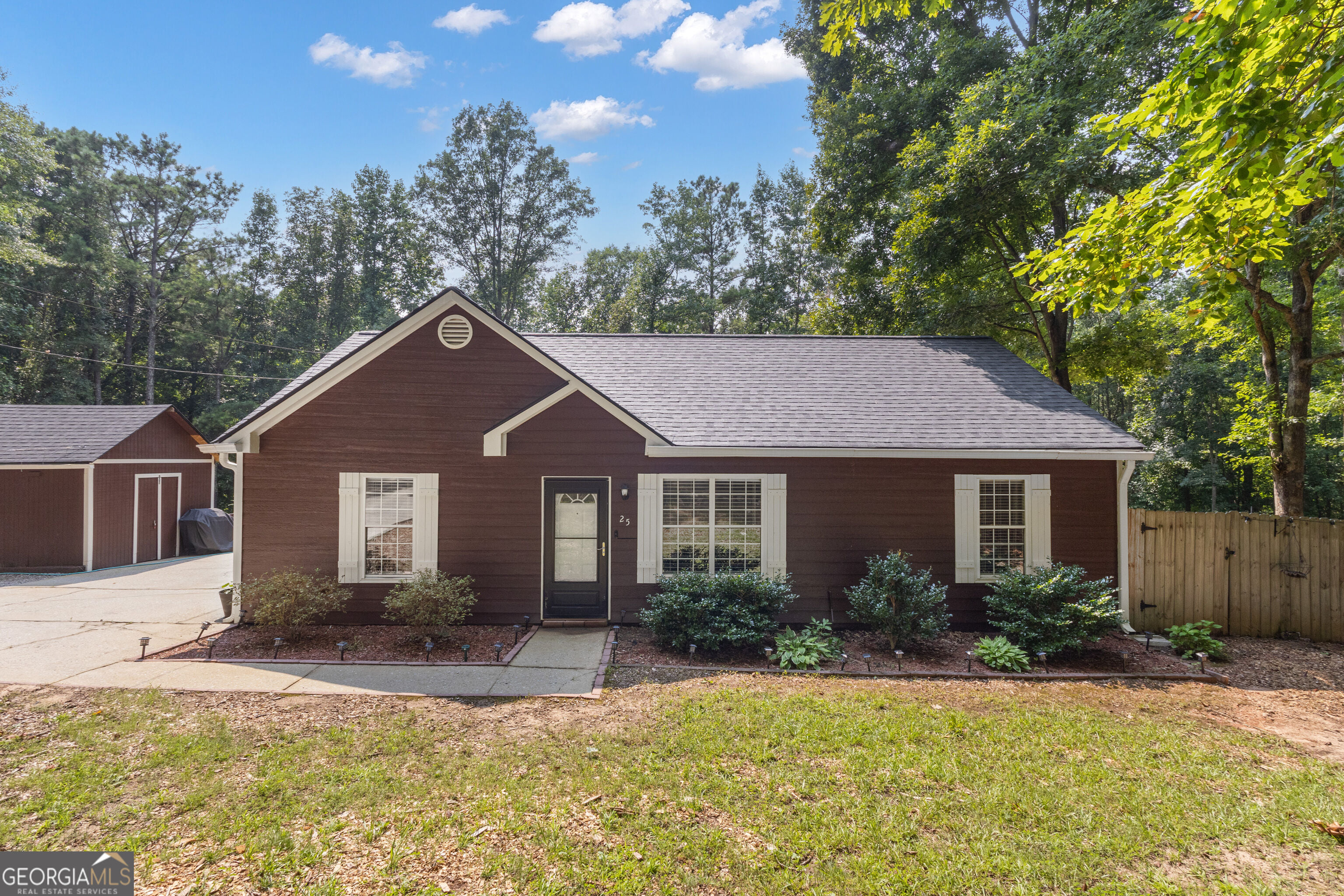25 Overview Pl, Senoia, GA 30276