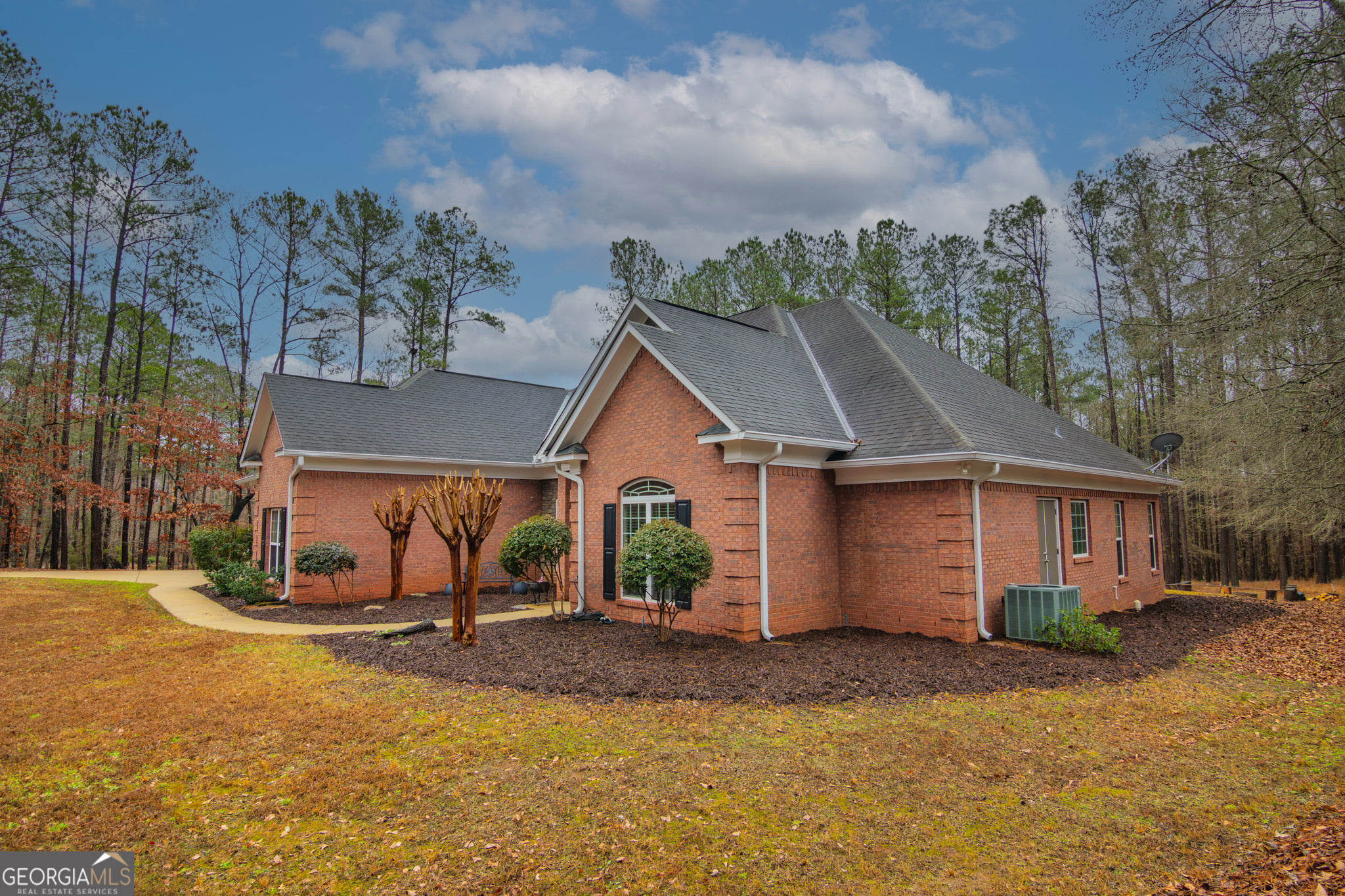 202 Winding Lk Dr, Hamilton, GA 31811, USA