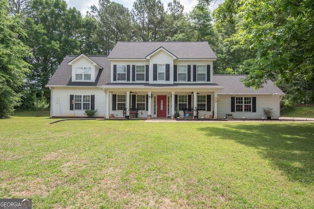 67 Roger Arnold Rd, Grantville, GA 30220, USA