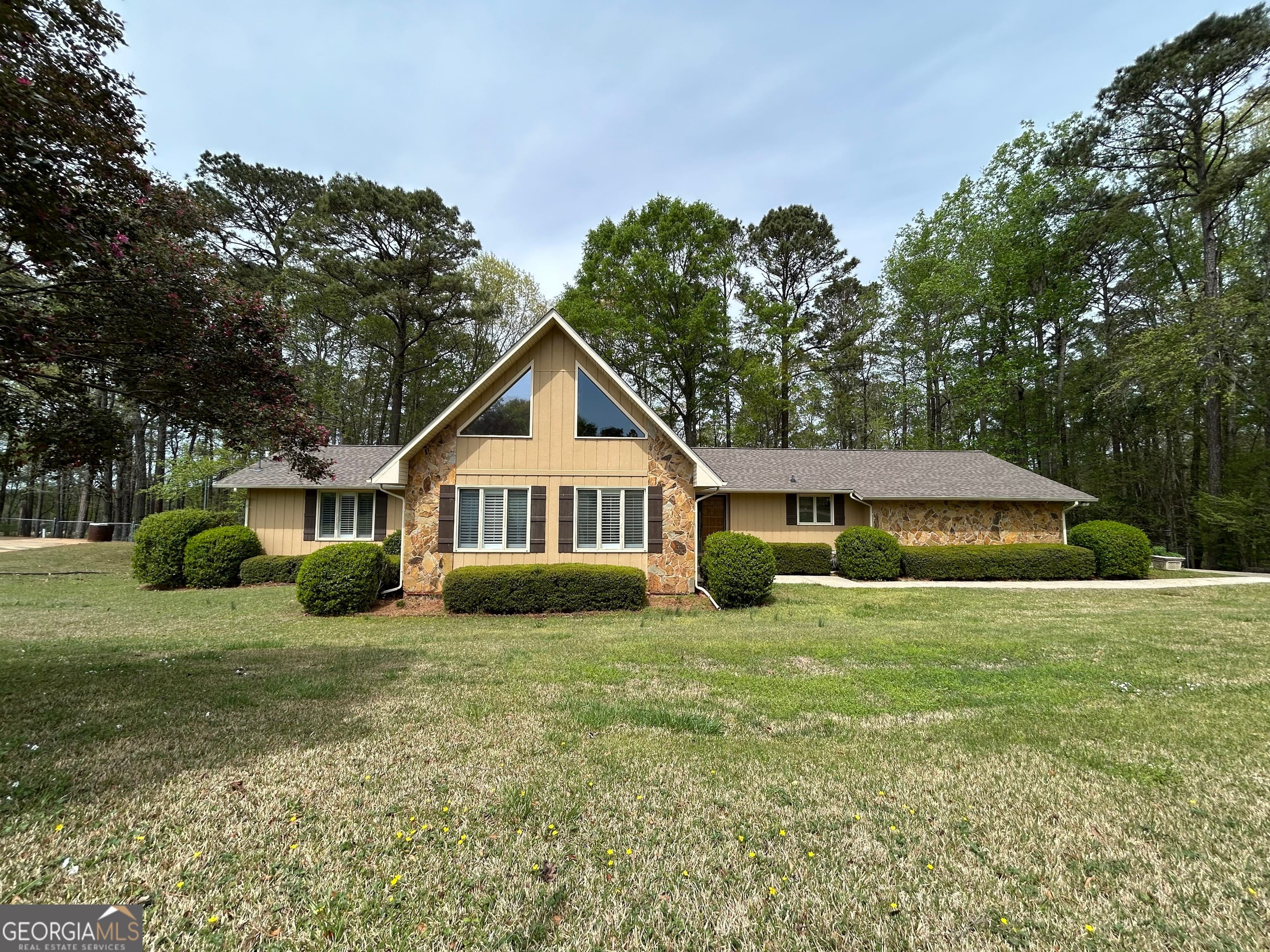 108 Thomas, Lagrange, GA, 30240