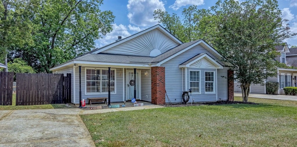 140 Mossydale Ln, Albany, GA 31721 — Photo 3