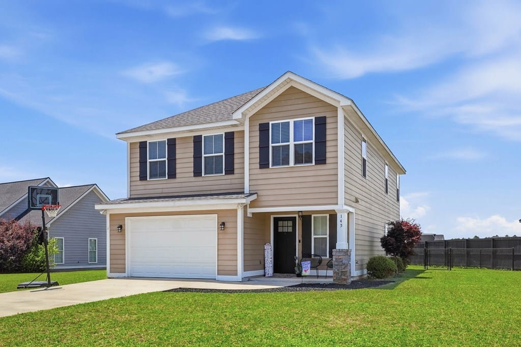 145 Hillridge Dr, Leesburg, GA 31763