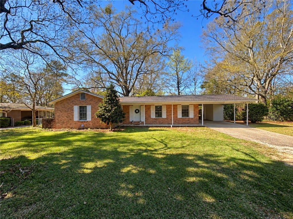 744 Hollon Ave, Auburn, AL 36830