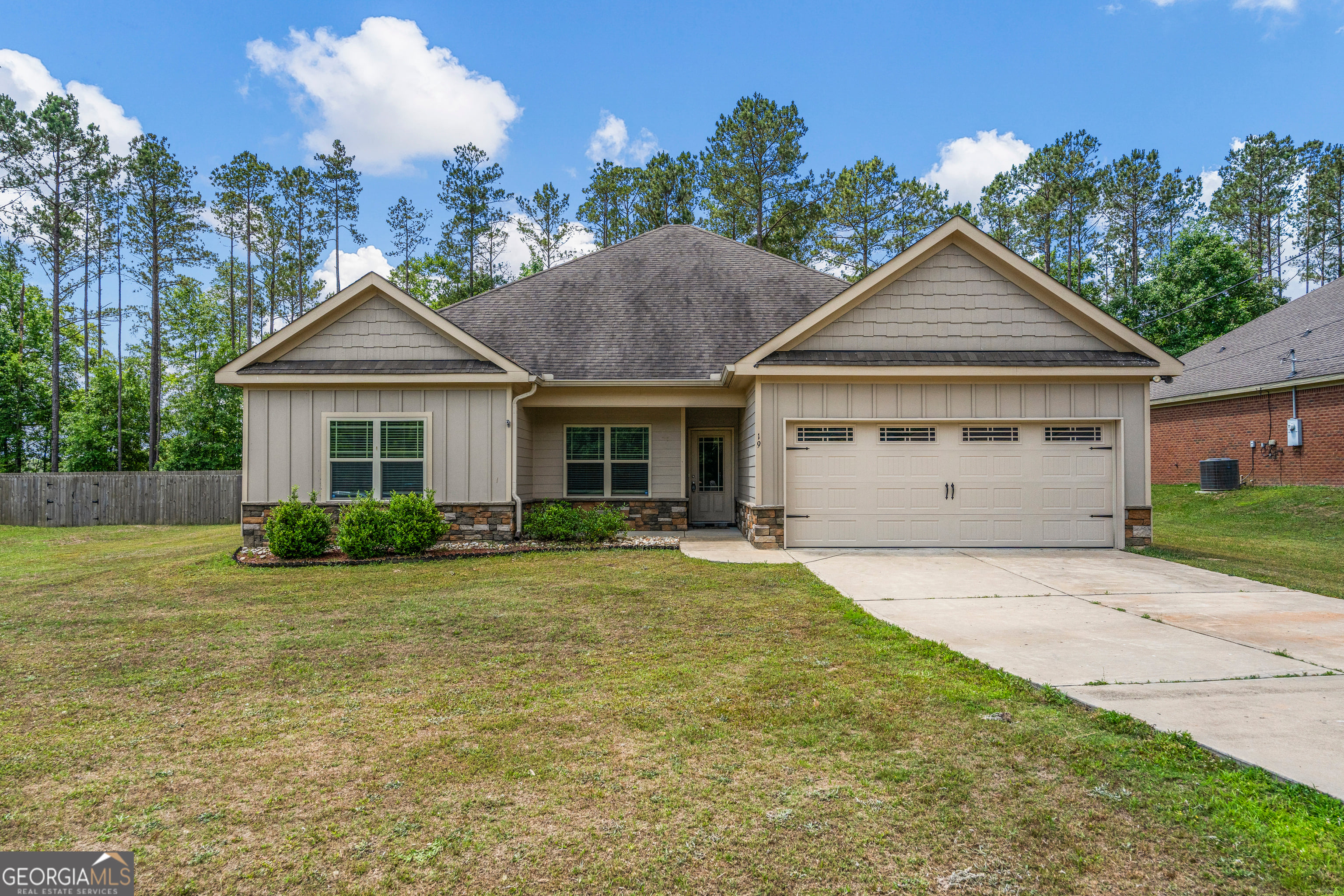 19 Fast Lane, Seale, AL, 36875